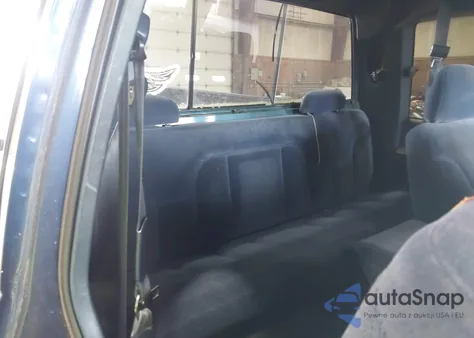 1995 Chevrolet Gmt-400 K2500 z USA, uszkodzony, nr VIN 2GCFK29K6S1124172